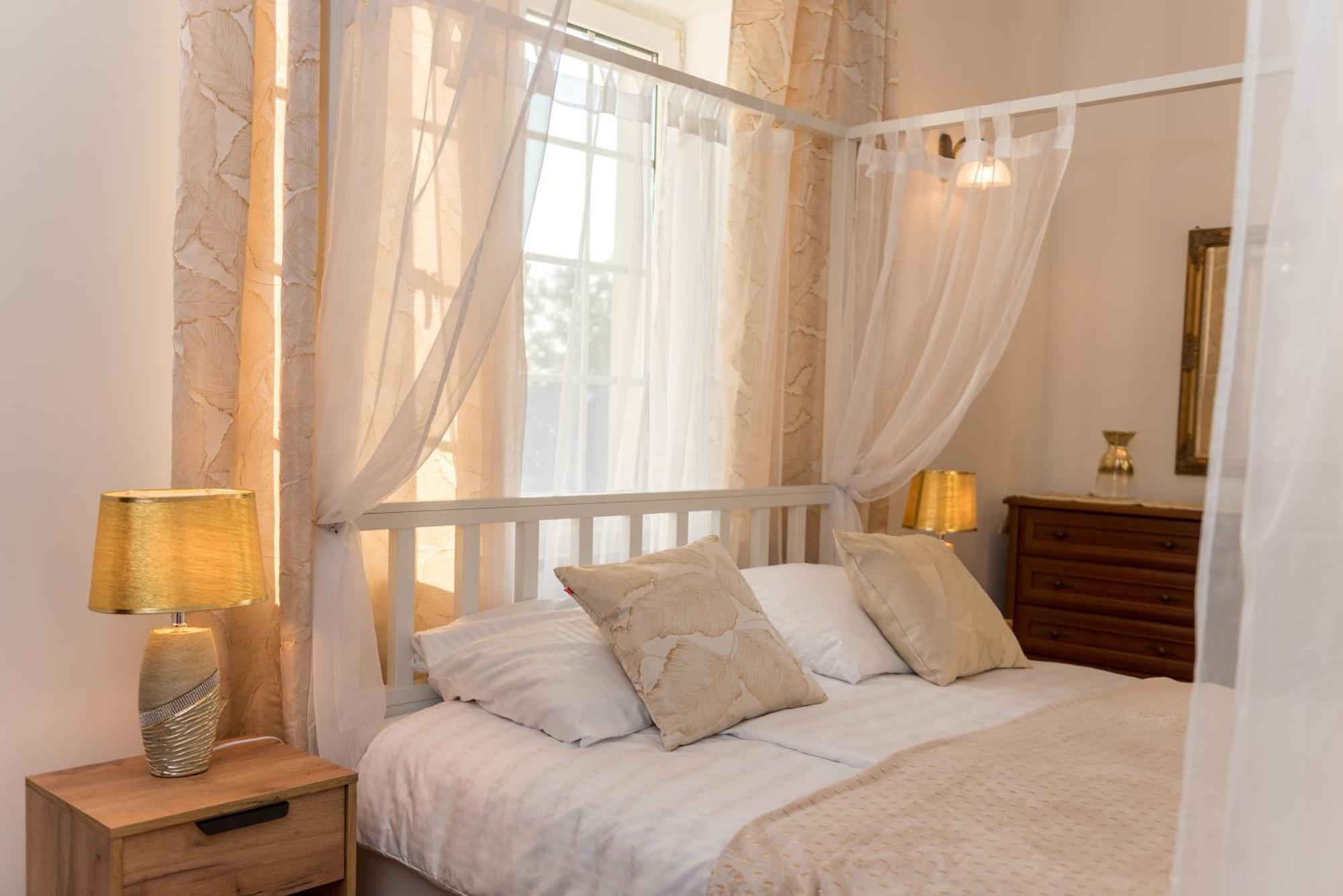 Pensjonat Well Clinic Medicine Estetic & Spa Gdansk Dış mekan fotoğraf